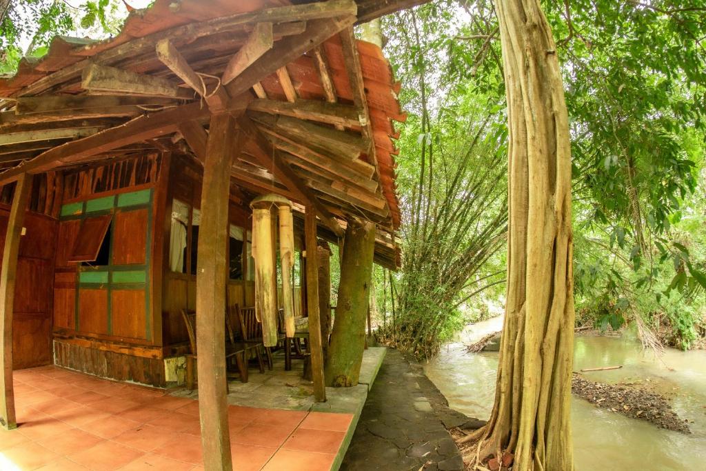 Villa Kampung Ayem photo