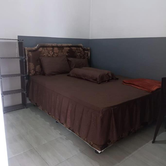 Rumah 72 m² dengan 2 kamar tidur dan 1 kamar mandi pribadi di Batu (Vila  Keluarga New ASFA (Paket Hemat 2 Kamar))