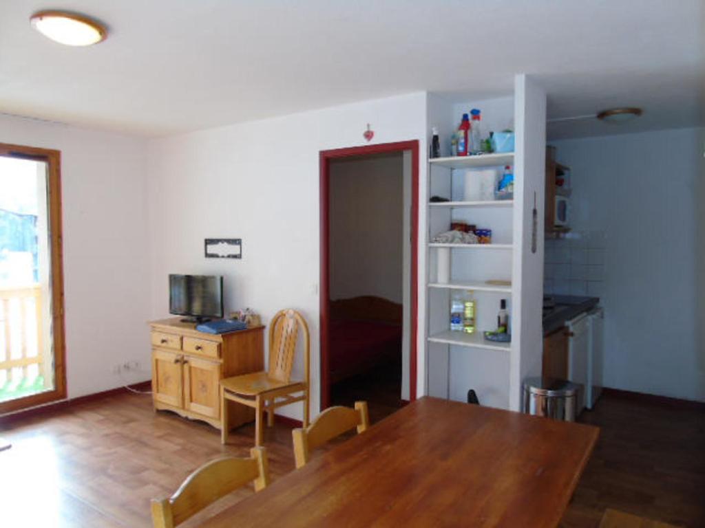 Appartement cosy 3 pièces, idéal 6 pers, proche télésièges et commerces, balcon sud vista station - FR-1-561-44 - 4