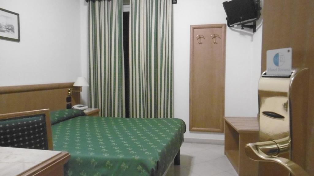 Hotel Riviera photo