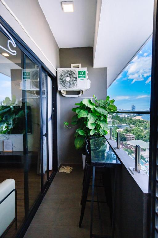 Corystay Quy Nhơn - FLC Sea Tower photo