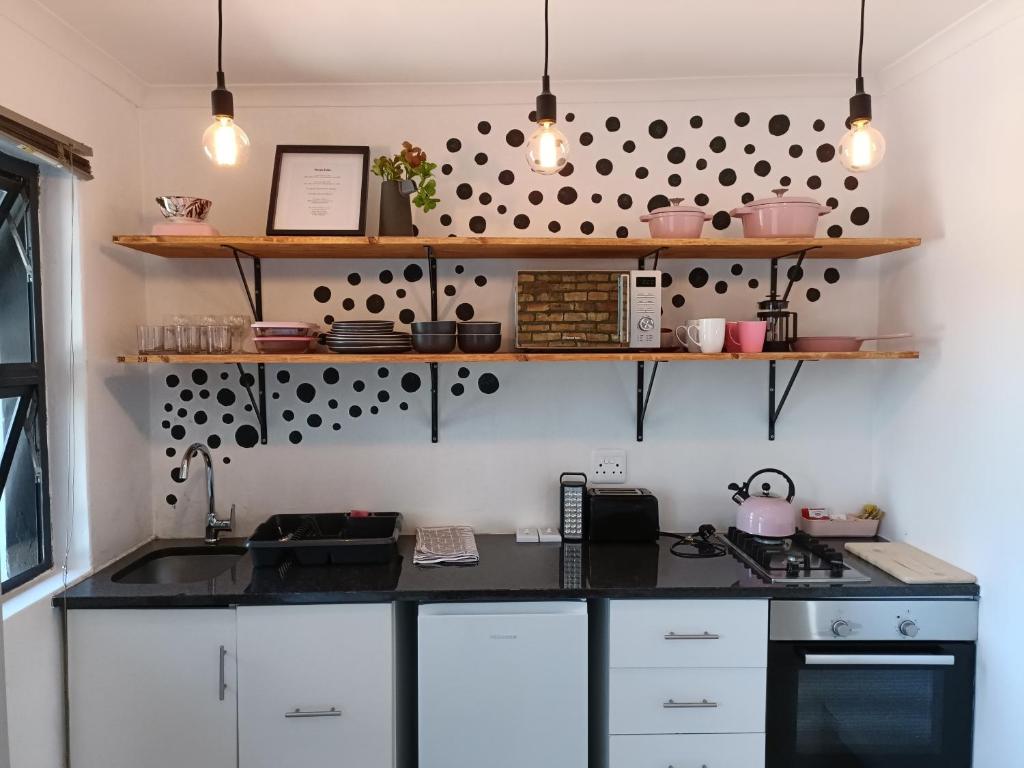 StylishA 1Bedroom near Selborne College 4min walk