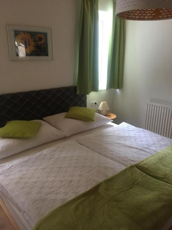 Ferienwohnung - Ferienhaus Kirchboden - 2