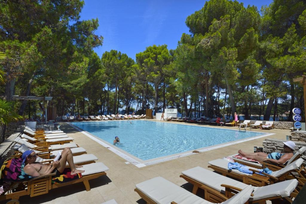 Apartments Galijot Plava Laguna — Swimming pool in Poreč, Istria
