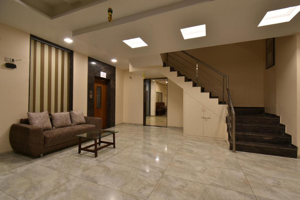 Townhouse 682 Hotel Sai Sparsh フロント・ロビー