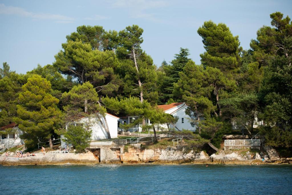 Apartments Galijot Plava Laguna — Hotel building in Poreč, Istria