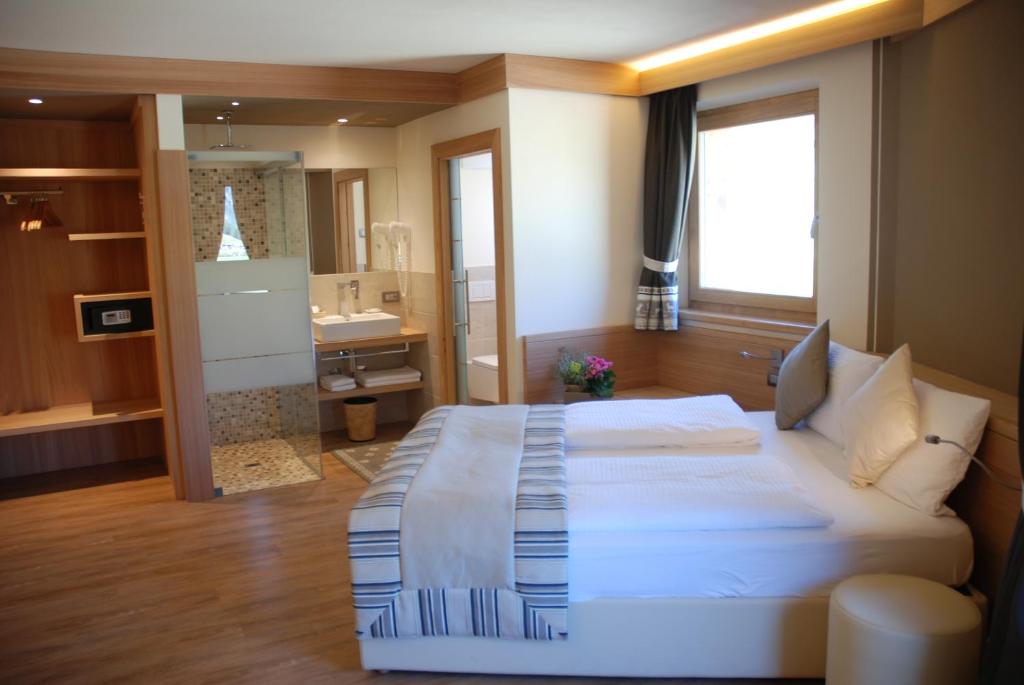 Hotel Bondi - 2