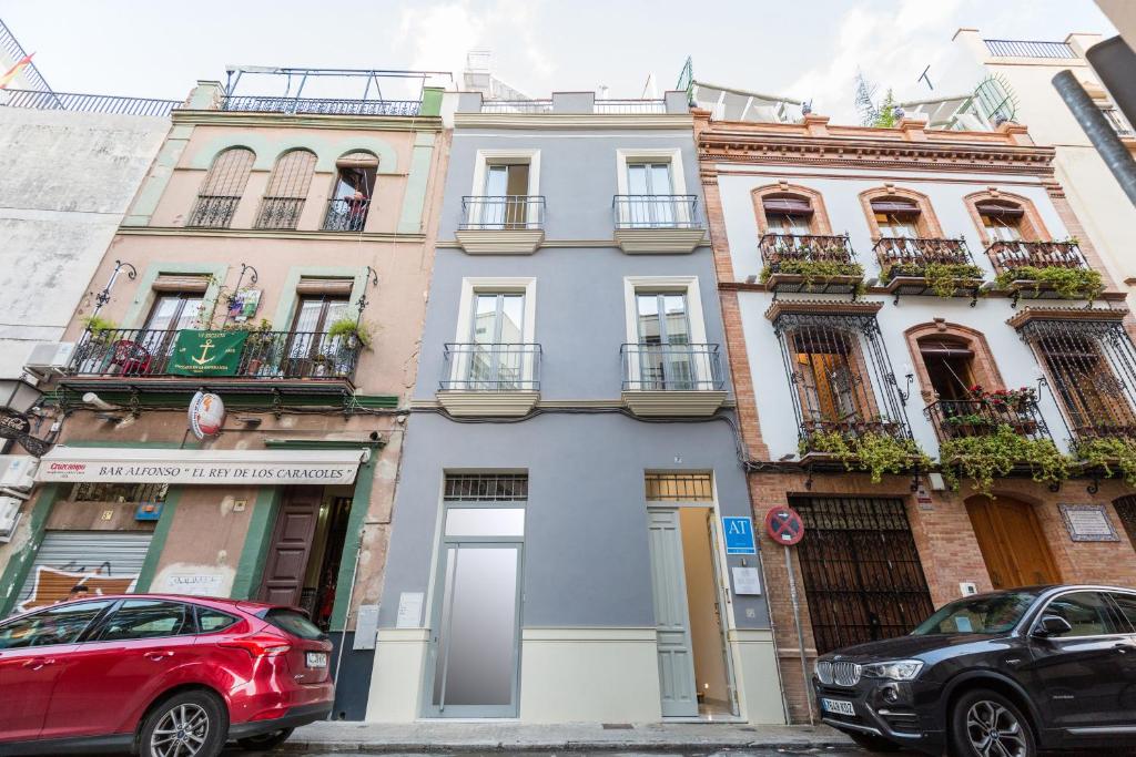 Loft duplex Sevilla wall - 3