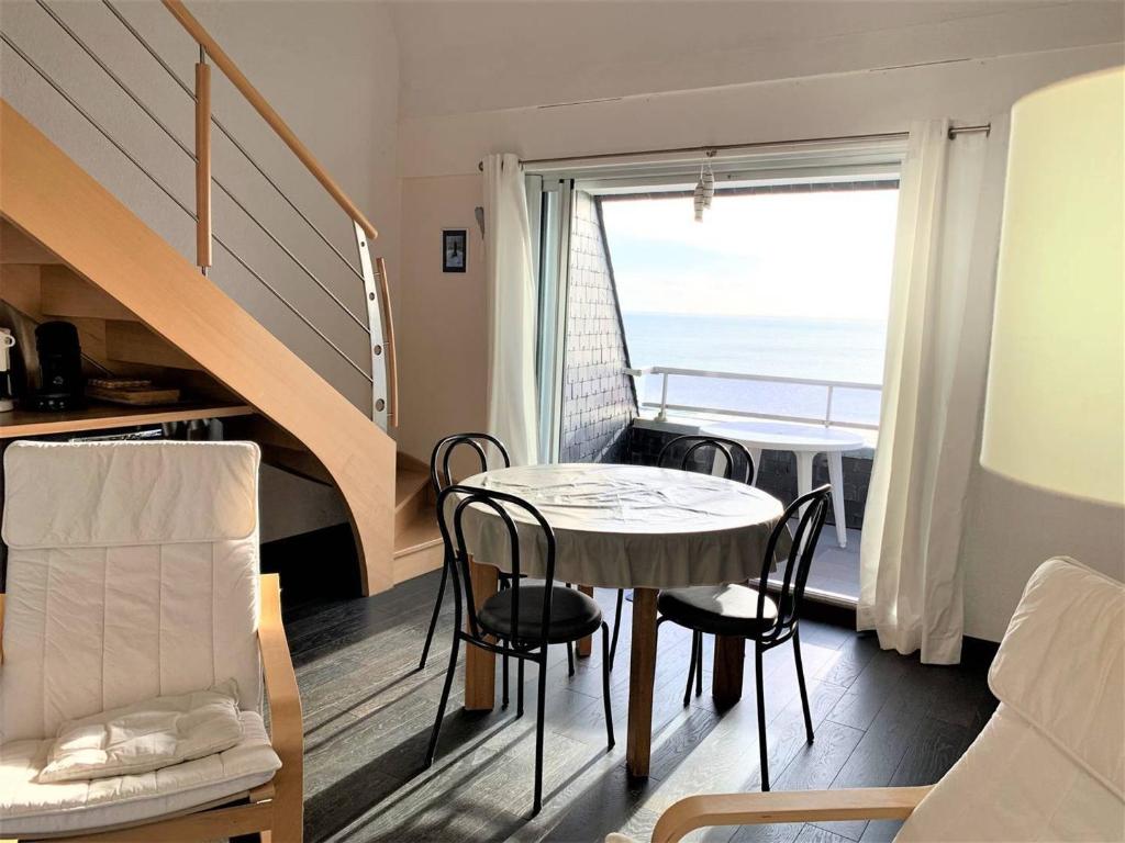 Quiberon - Studio mezzanine rénové 40m² pour 4 pers - Vue mer et parking - FR-1-478-24 - 5