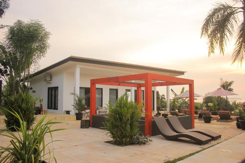 Lucca Resort & Residence, Jepara