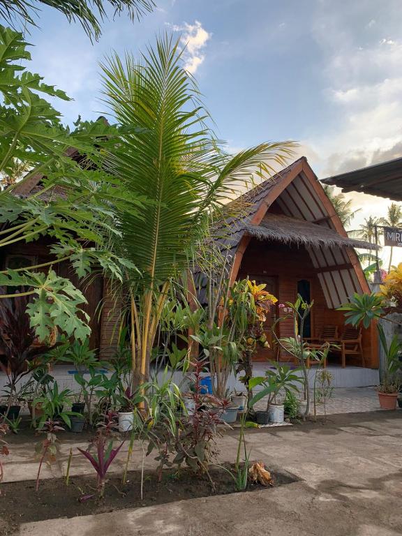 Mirna Homestay — Hotel in Lombok