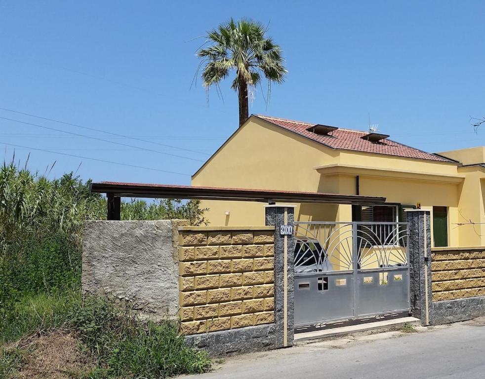 Detached house with garden, Milazzo