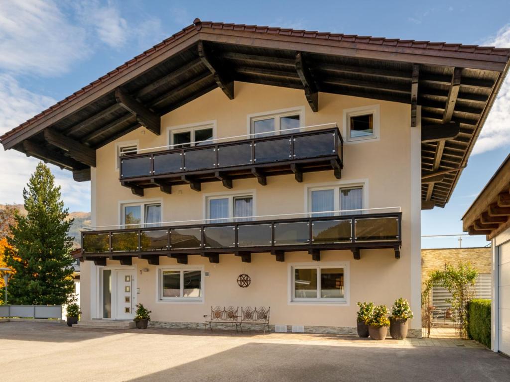 Apartment Weberbauer-2 by Interhome, Hollersbach im Pinzgau