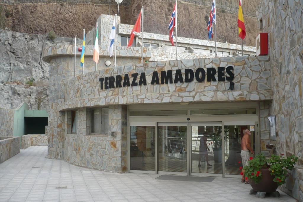 Terraza de Amadores — Hotel building in Puerto Rico, Canary Islands