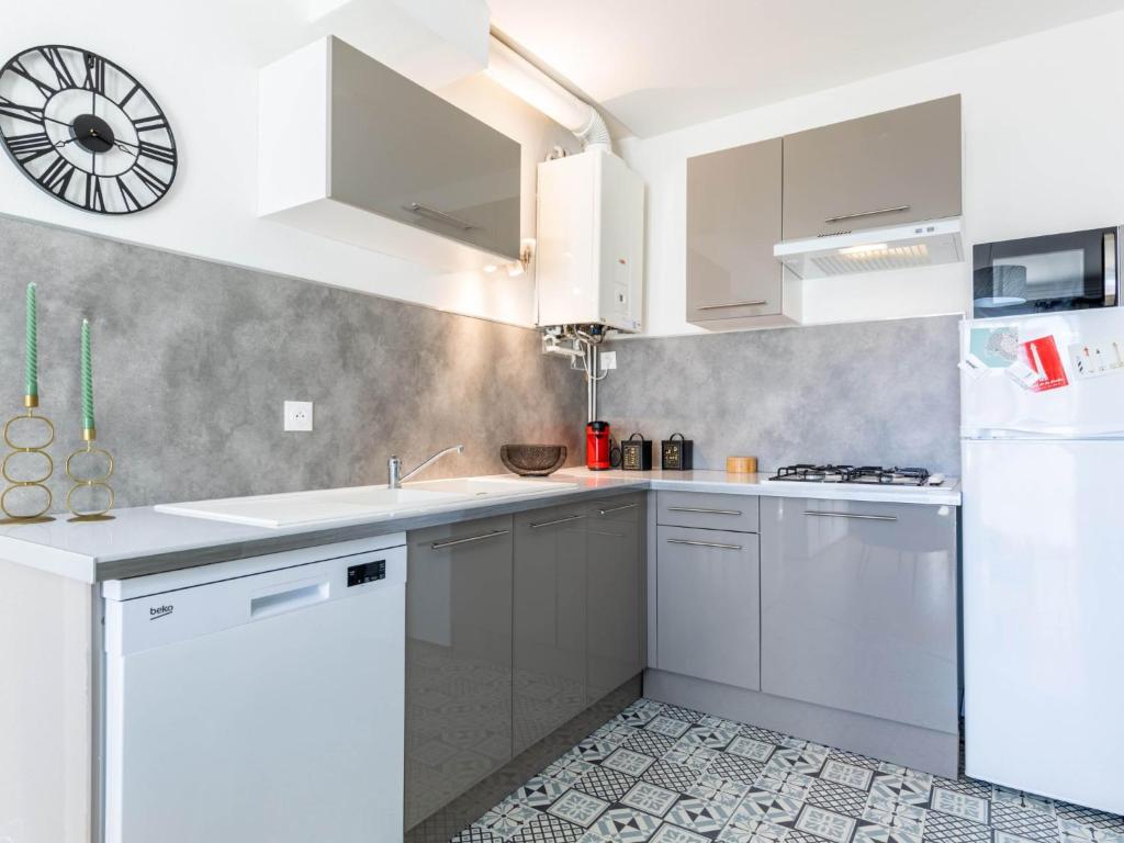 Apartment Coutant-2 by Interhome - 2