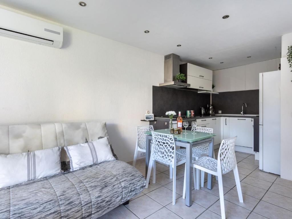 Apartment Le Marbeau-2 by Interhome - 2