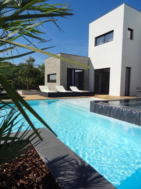 Luxueux Domaine Dal Cayrou grande piscine Cahors - 2