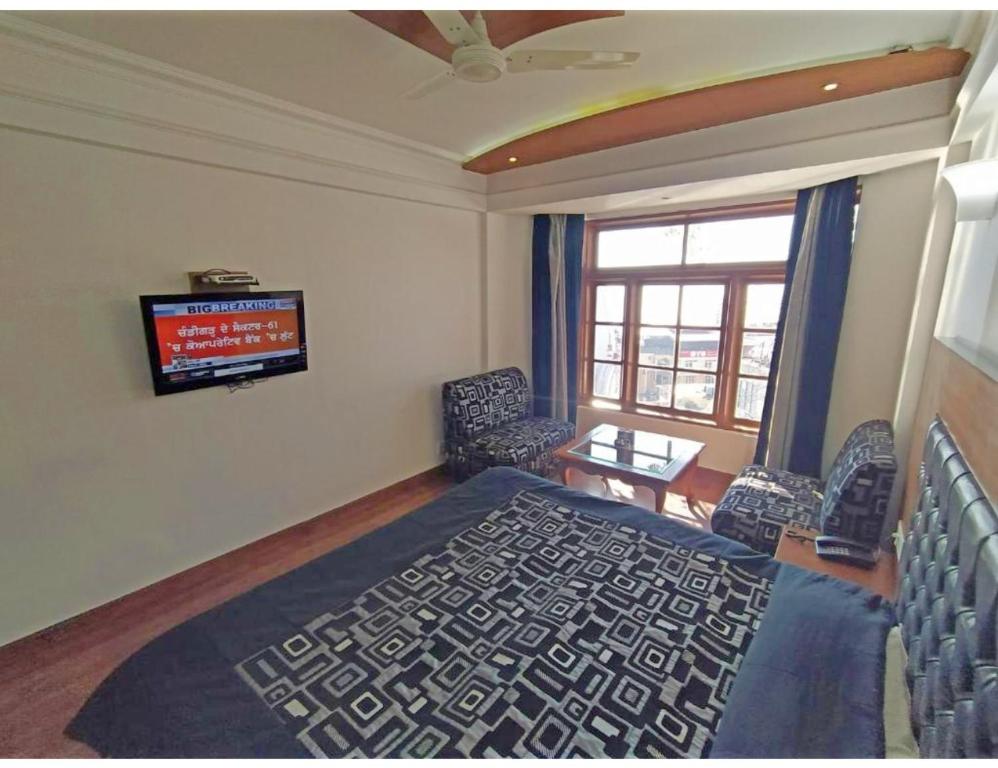 Hotel Horizon Picture Palace, Mussoorie photo