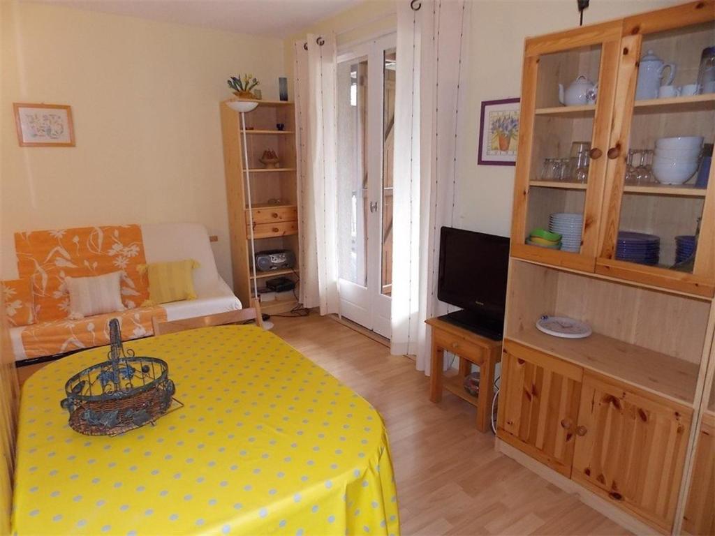 Luchon T2 Centre Ville avec Balcon Sud et Parking - Animaux Admis - FR-1-313-194 - 1