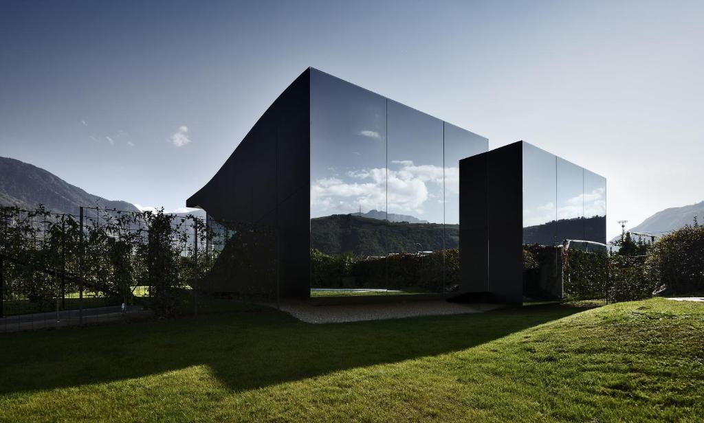 Mirror Houses - 2