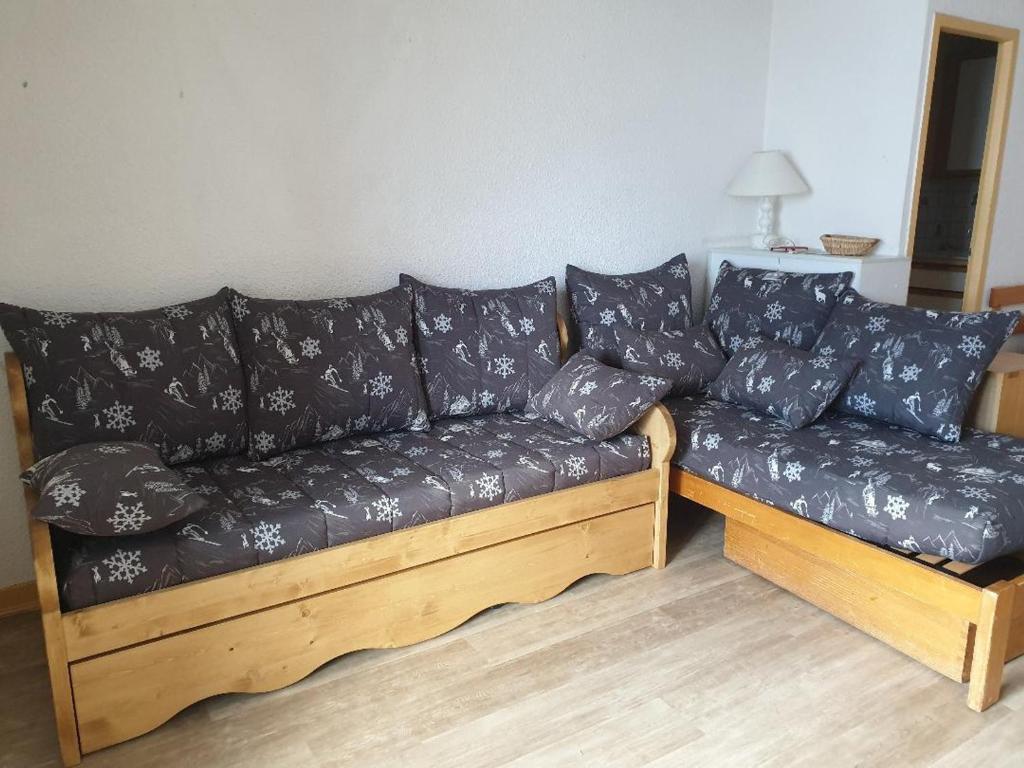 2 pièces, 42m², centre Croisette, au pied des pistes, balcon exposé Ouest, idéal famille - FR-1-574-29, Les Menuires