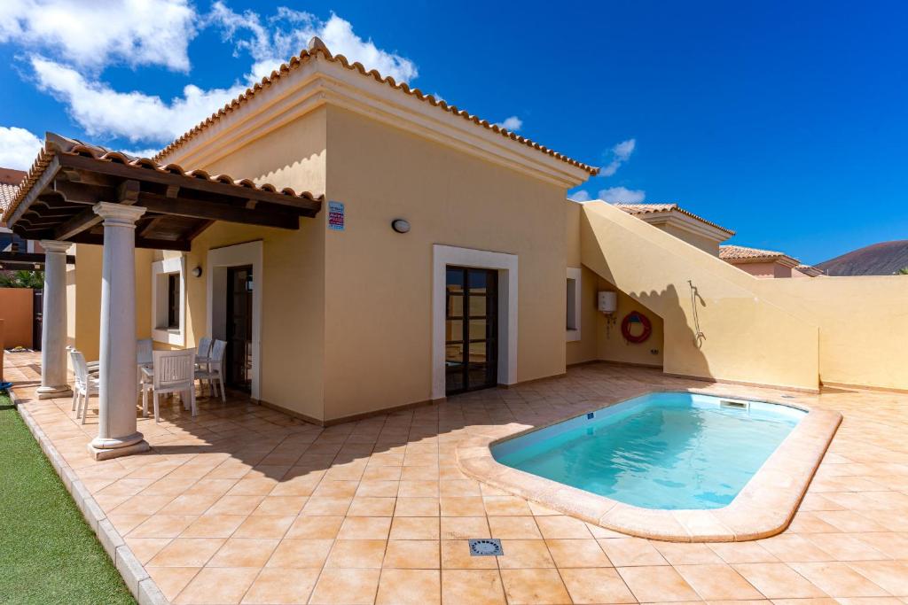 Villa Serenity Private Pool Corralejo By Holidays Home - 2