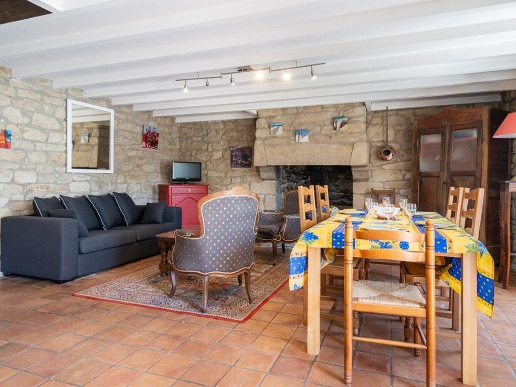Maison mitoyenne à Carnac, 5 pièces, 69m², proche plage, jardin clos, parking, animaux acceptés - FR-1-477-165 - 2