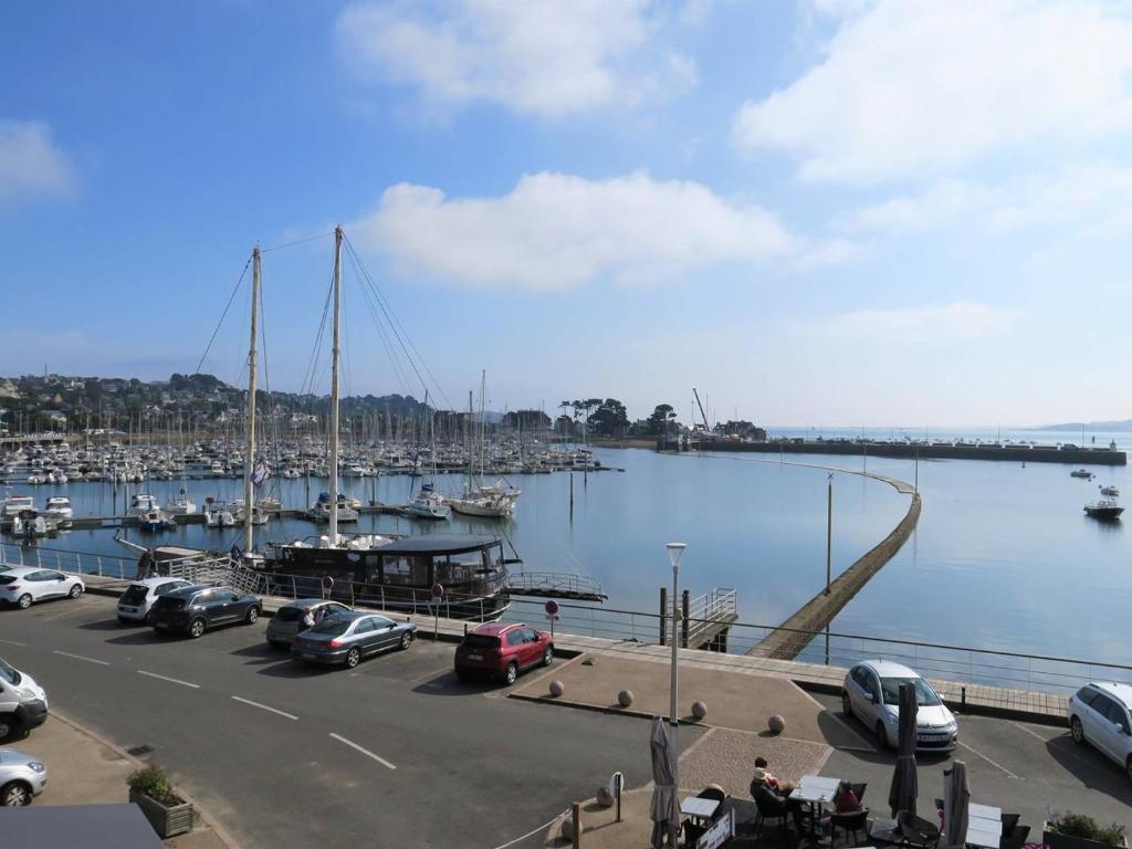 Appartement rénové 2 chambres avec WIFI et parking à Perros-Guirec - FR-1-368-307 - 2