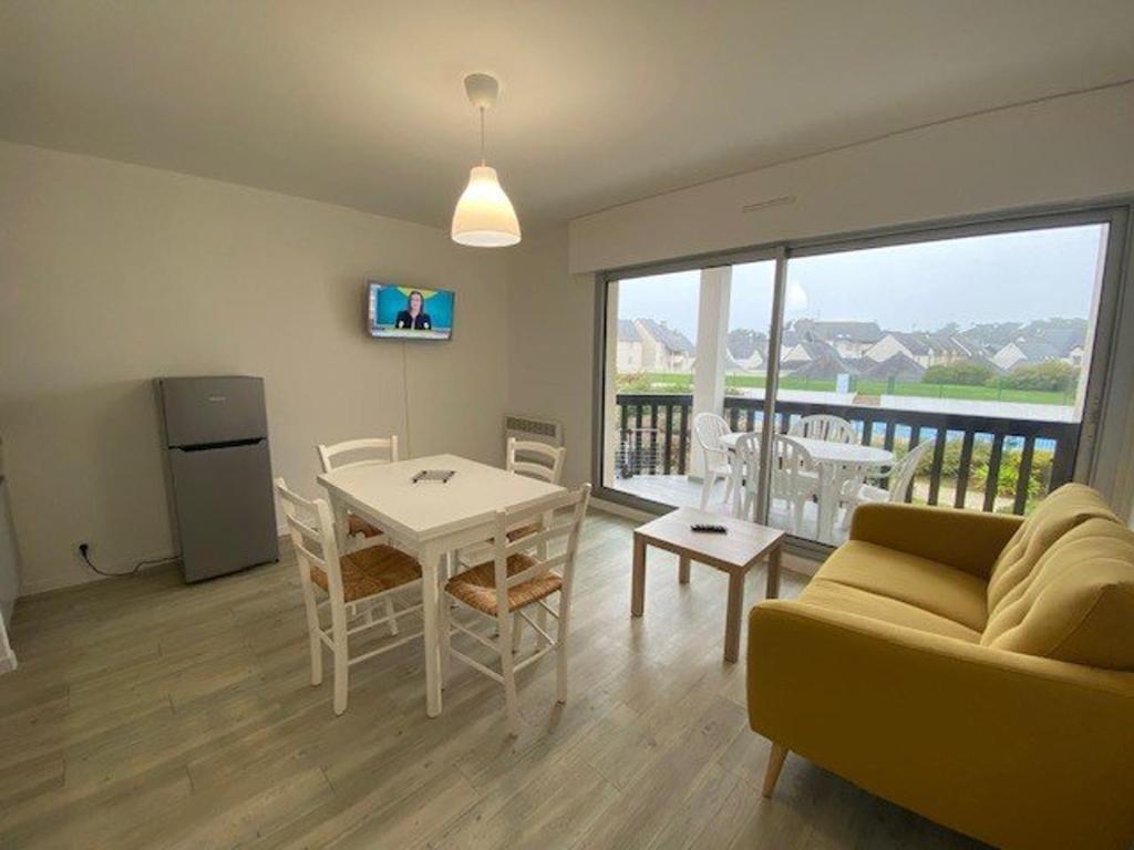 Appartement 3 pièces rénové avec piscine à Quiberon - Balcon, parking, proche plage - FR-1-478-207 - 1