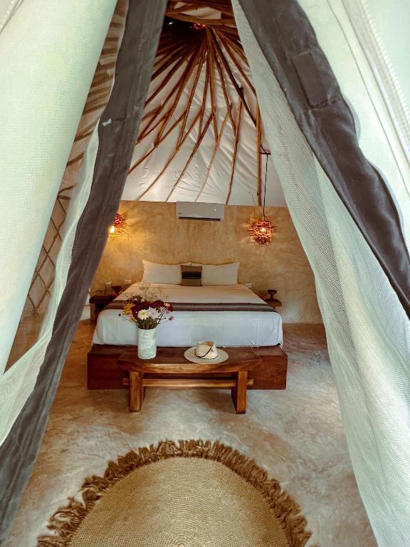 Huaya Camp photo
