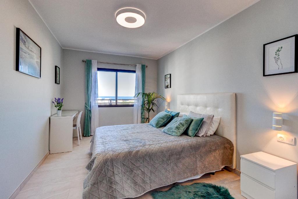 Paradise View Family Apartment by AltamarHomes - 3