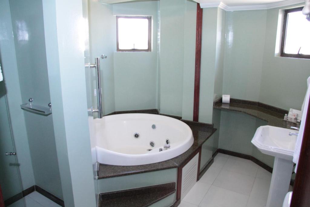 Hotel Lang Palace photo
