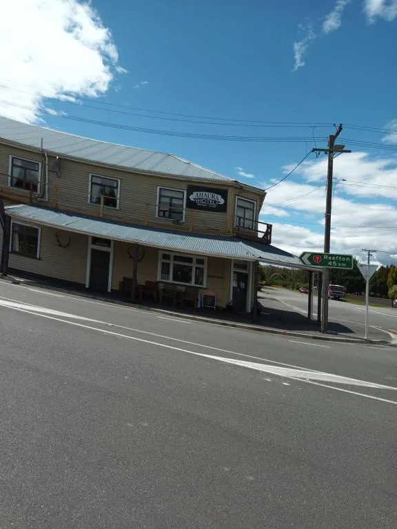 Ahaura Hotel，位于格雷默斯的酒店