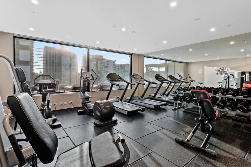 Southbank Heart+2 Bed+Balcony+Pool+Gym+Free Wifi photo