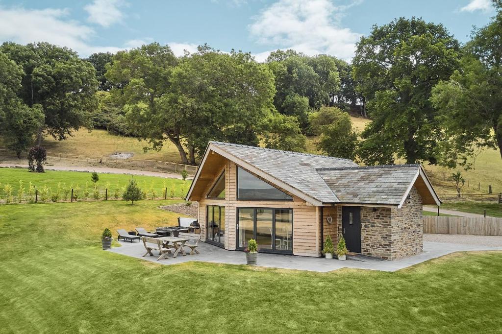 Shepherds Rest, Llandyssil