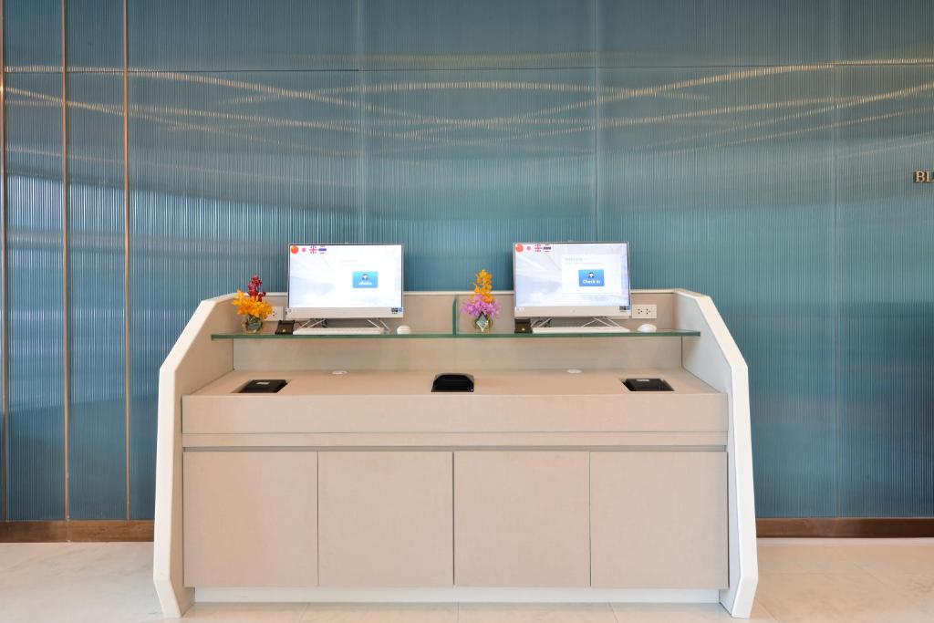 ศูนย์ธุรกิจ