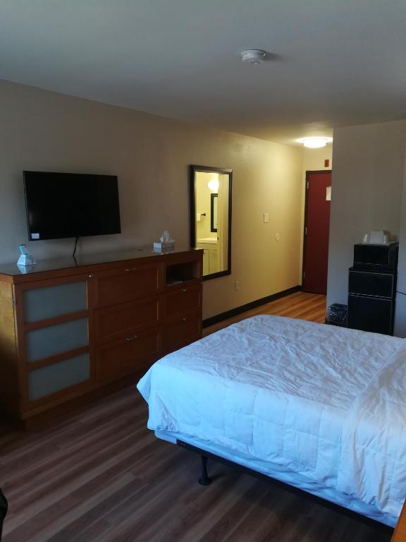 Red Crown Inn photo