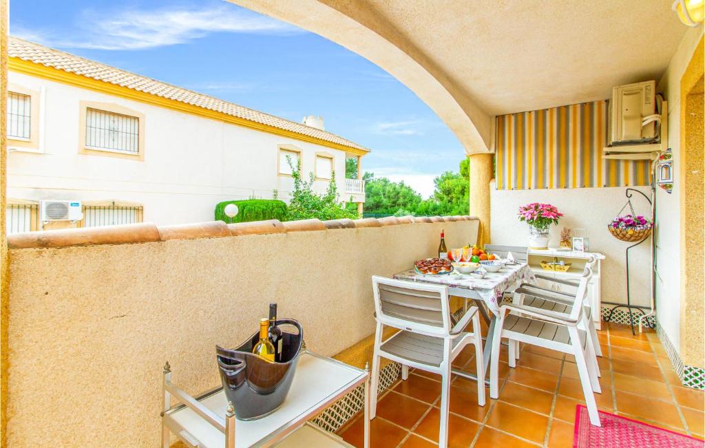 Nice Apartment In Orihuela Costa - 2