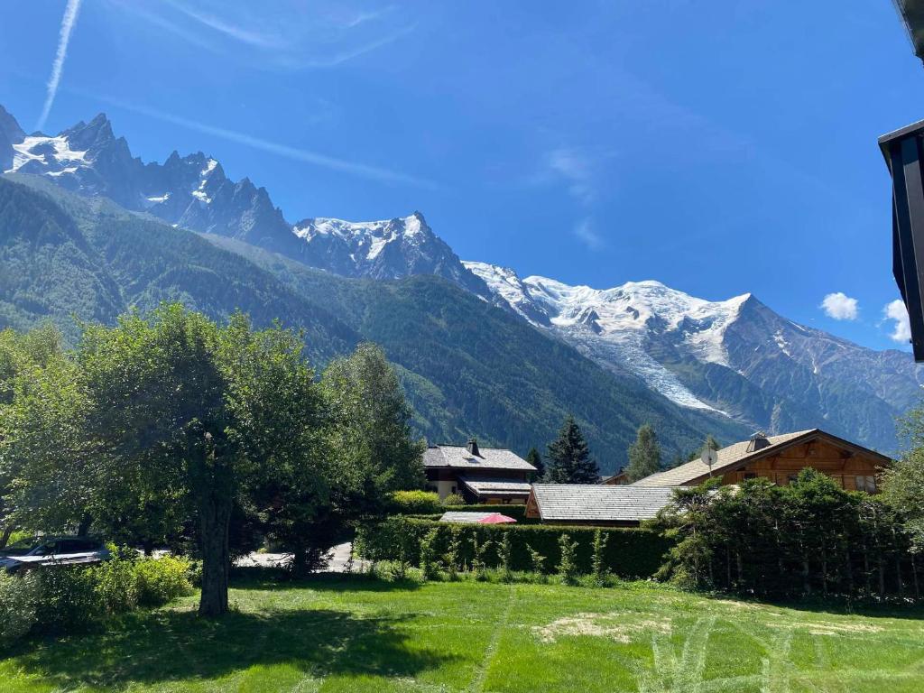 Demi-chalet confortable à Chamonix avec WiFi et parking, 6 pers. - FR-1-343-228 - 3