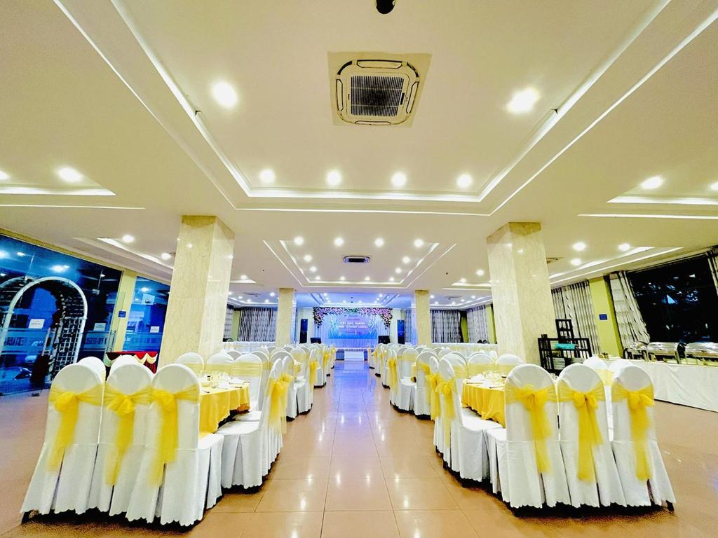 My Khe 2 Danang Seafront Hotel