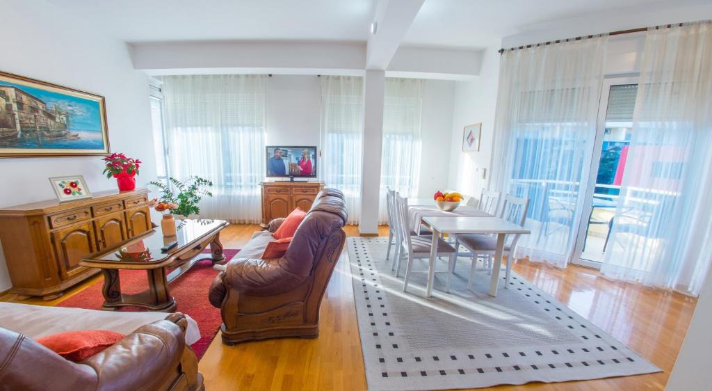 Comfortable Apartment In Mostar - 2