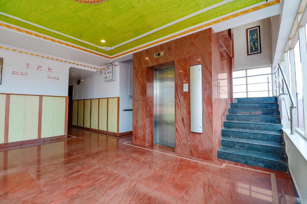 OYO 3664 Hotel Shivaals Residency photo