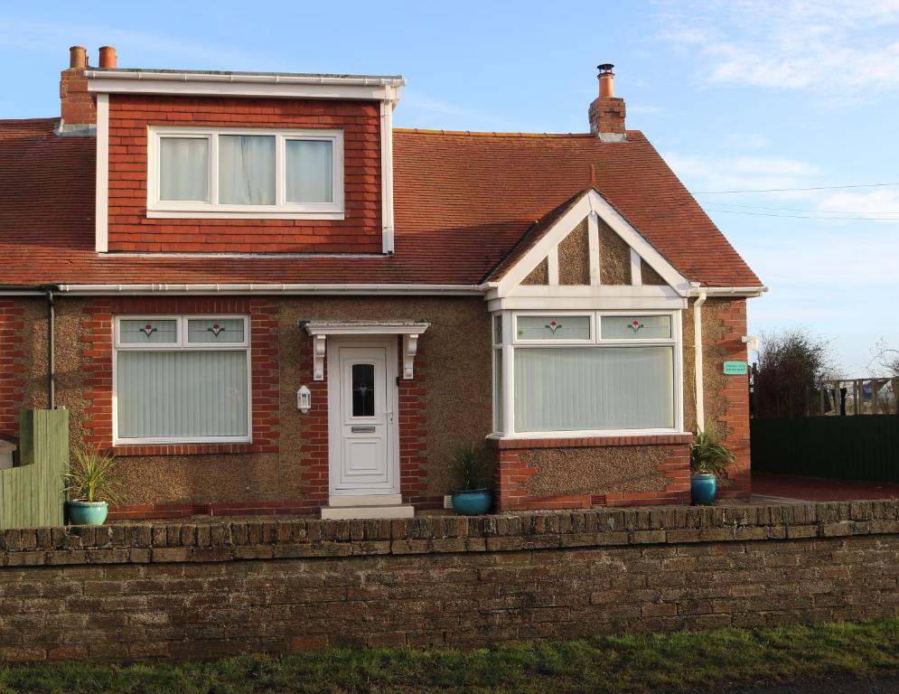 Cheviot View - Newton by the Sea, Northumberland, Alnwick