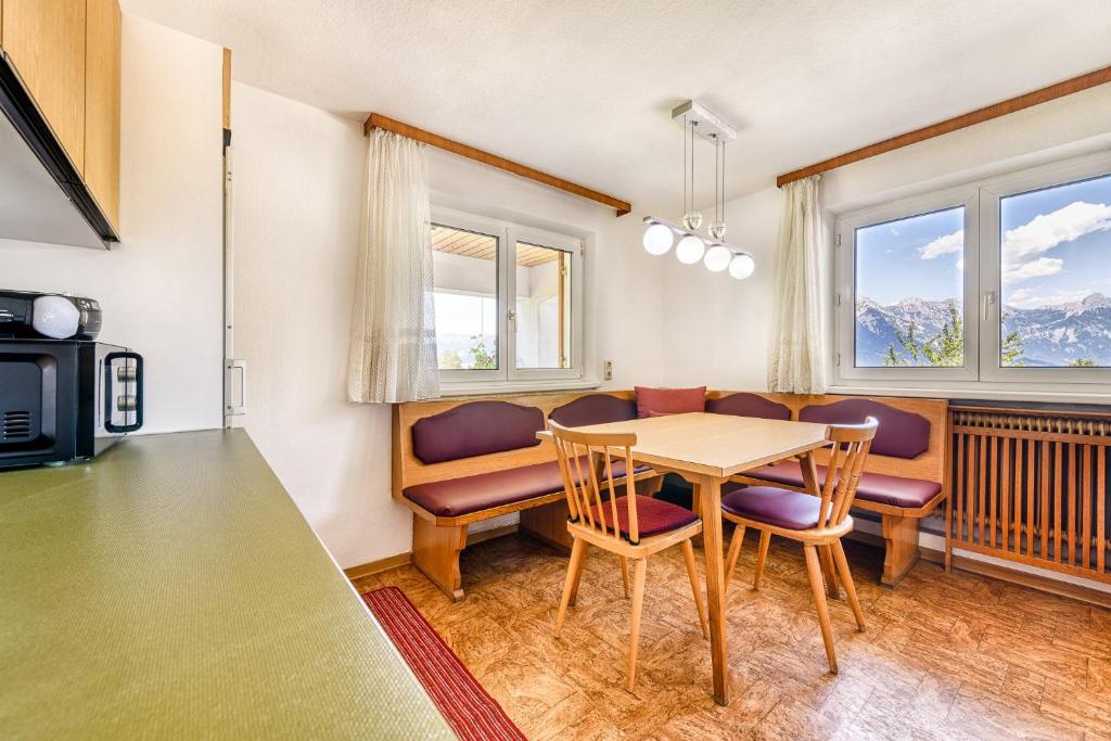 Familienferienwohnung Buerserberg Dorf by A-Appartments - 3