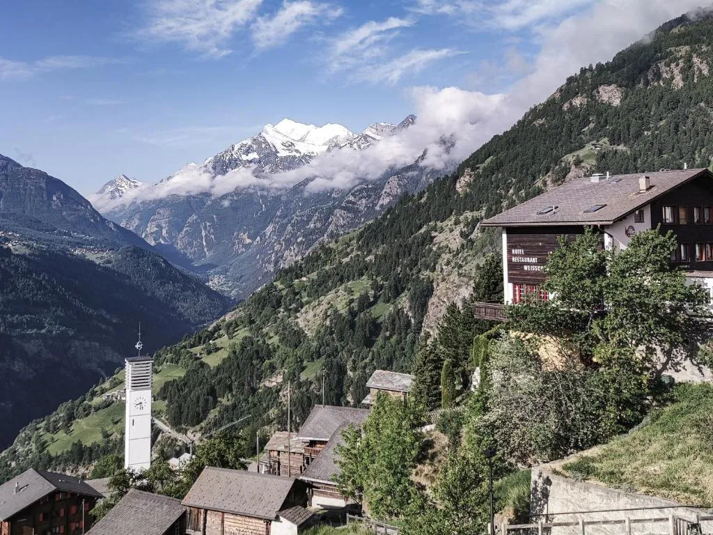 Berghotel Weisshorn，位于Törbel的酒店