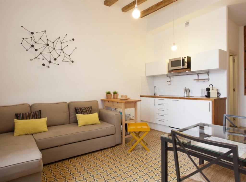 Borrell · Near ramblas - 3