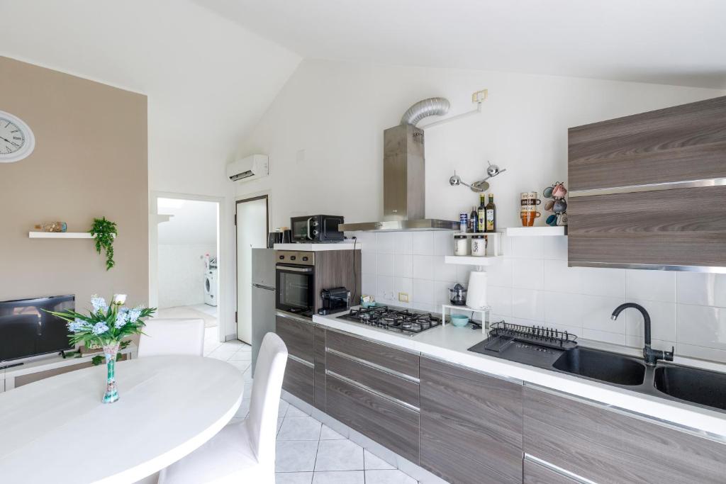 Elly's Home [Parcheggio Privato] - 5
