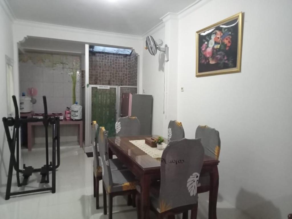 D5 Homestay Syariah Sumampir Purwokerto photo