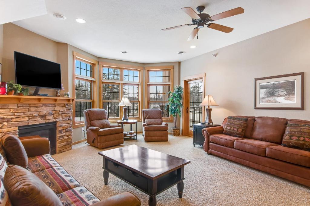 Alder Suite B23