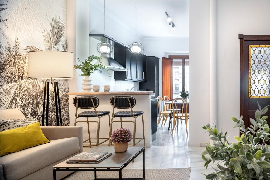 Hernando Colón Suite Apartments - 5